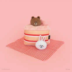 LINE FRIENDS Zippy Burrow® BROWN And CONY In Cake -ZippyPaws Fun Outlet Store ZPC1863 4 copyright edited 1024x1024 1